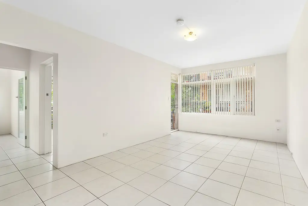 1/5A Gower Street, Summer Hill, Summer Hill - Thumbnail 4