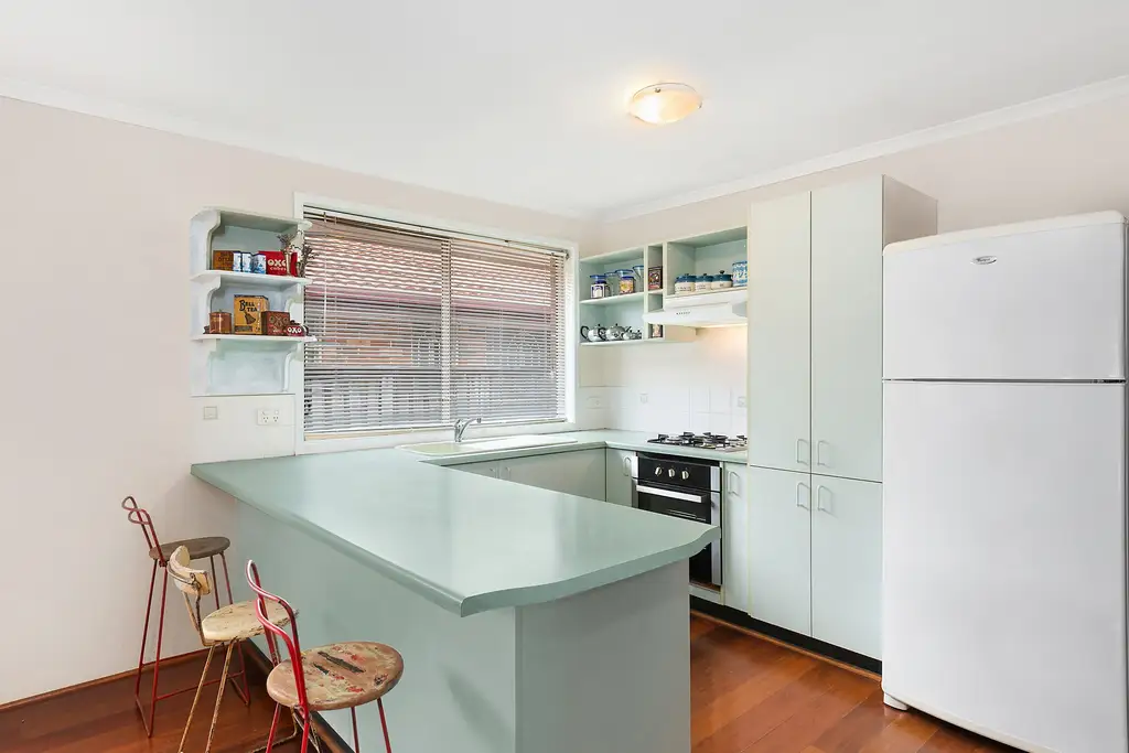 5 Tristania Grove, Greenacre, Greenacre - Thumbnail 2