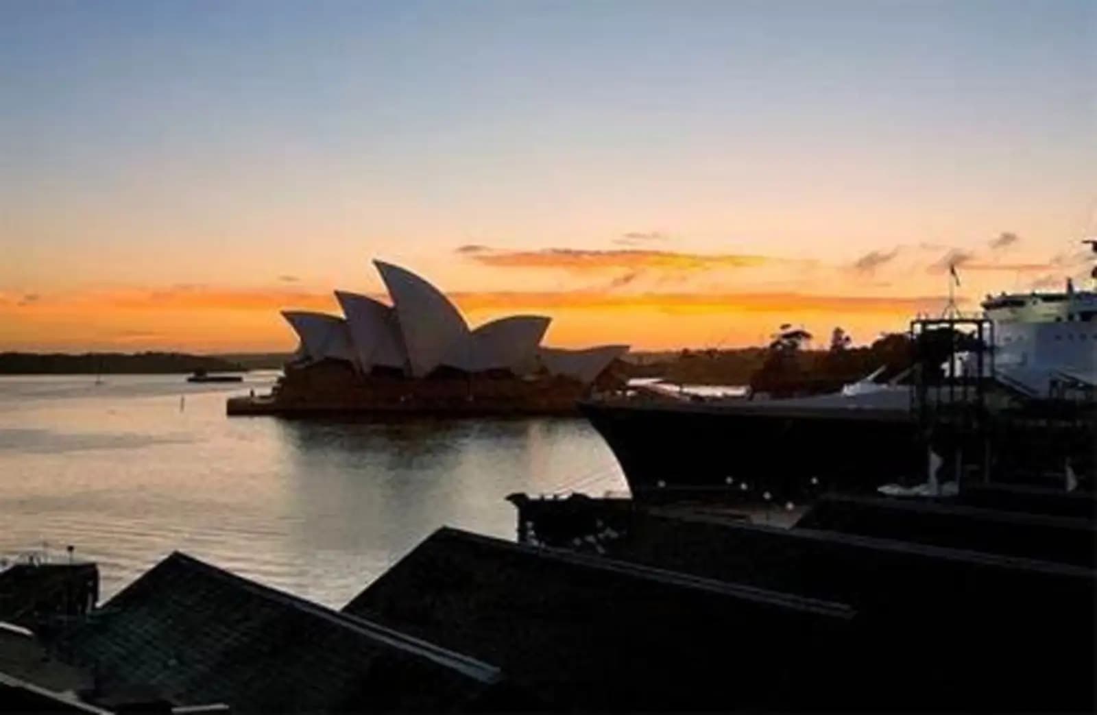 8 Hickson Road, 'Residence 4', The Rocks, Sydney, Sydney - Thumbnail 2