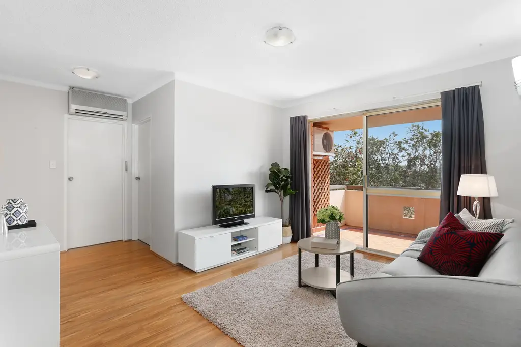 7/2a Carlyle Street, Enfield, Enfield - Image 1