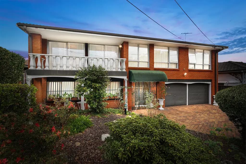 51 Tahlee Street, Burwood, Burwood - Thumbnail 2