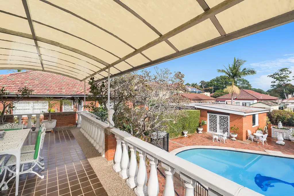 51 Tahlee Street, Burwood, Burwood - Thumbnail 3