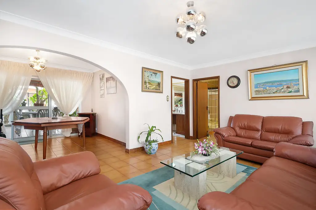 51 Tahlee Street, Burwood, Burwood - Thumbnail 4