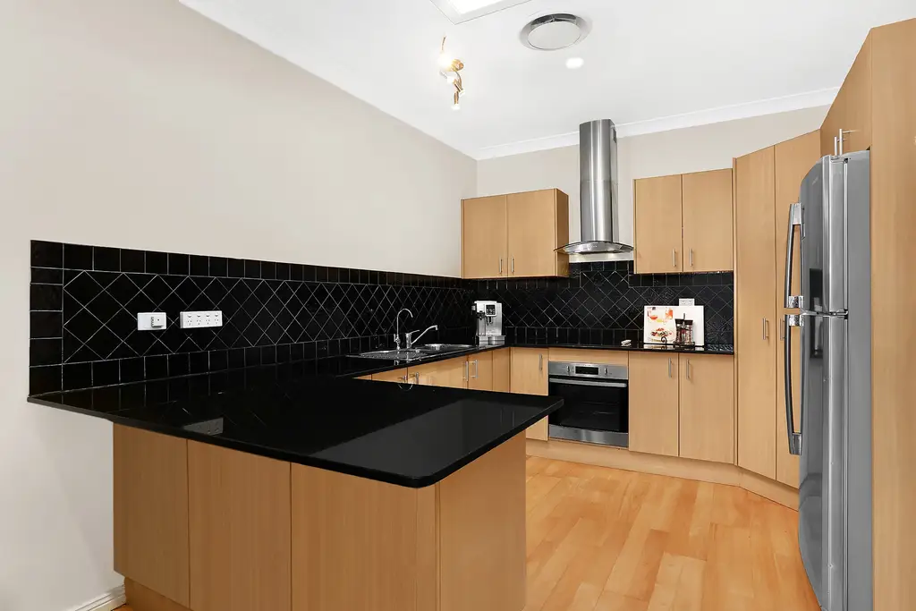 1/22 Balmoral Crescent, Georges Hall, Georges Hall - Thumbnail 4