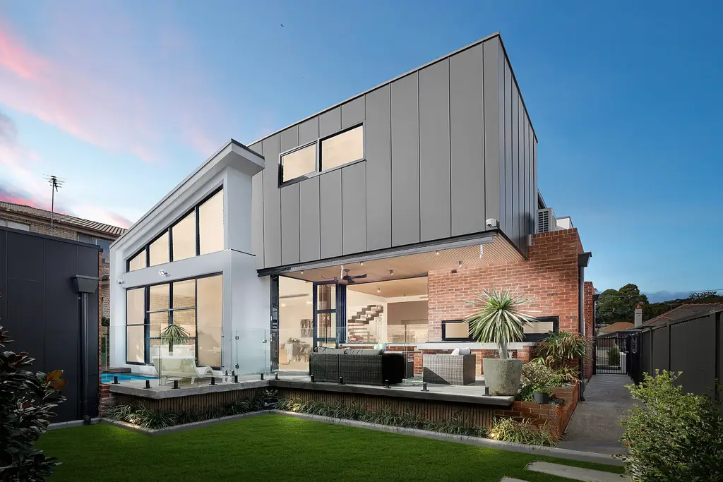 9 Heydon Street, Enfield, Enfield - Image 1