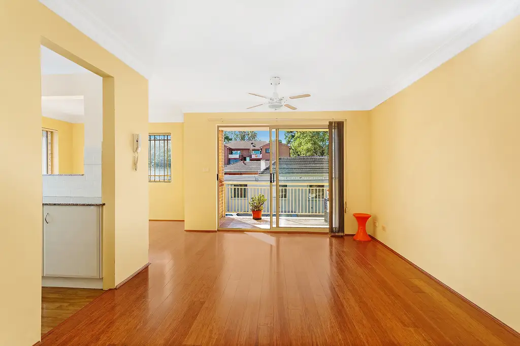 10/6 Grosvenor Street, Croydon, Croydon - Thumbnail 3