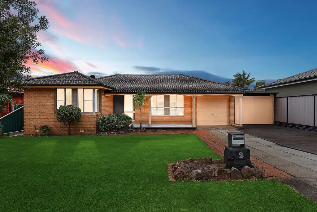 2 Kurrajong Avenue, Georges Hall, Georges Hall - Image 1