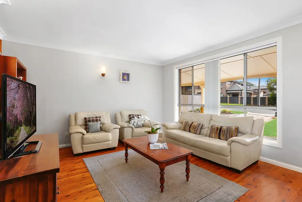 2 Kurrajong Avenue, Georges Hall, Georges Hall - Thumbnail 2