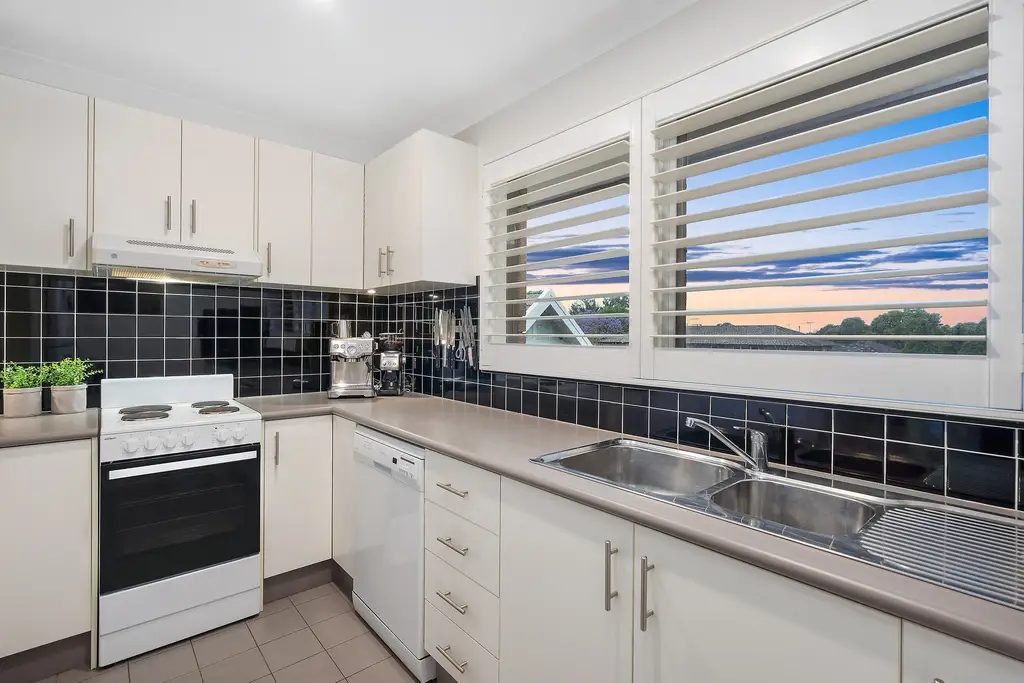 10/104 Prospect Road, Summer Hill, Summer Hill - Thumbnail 2