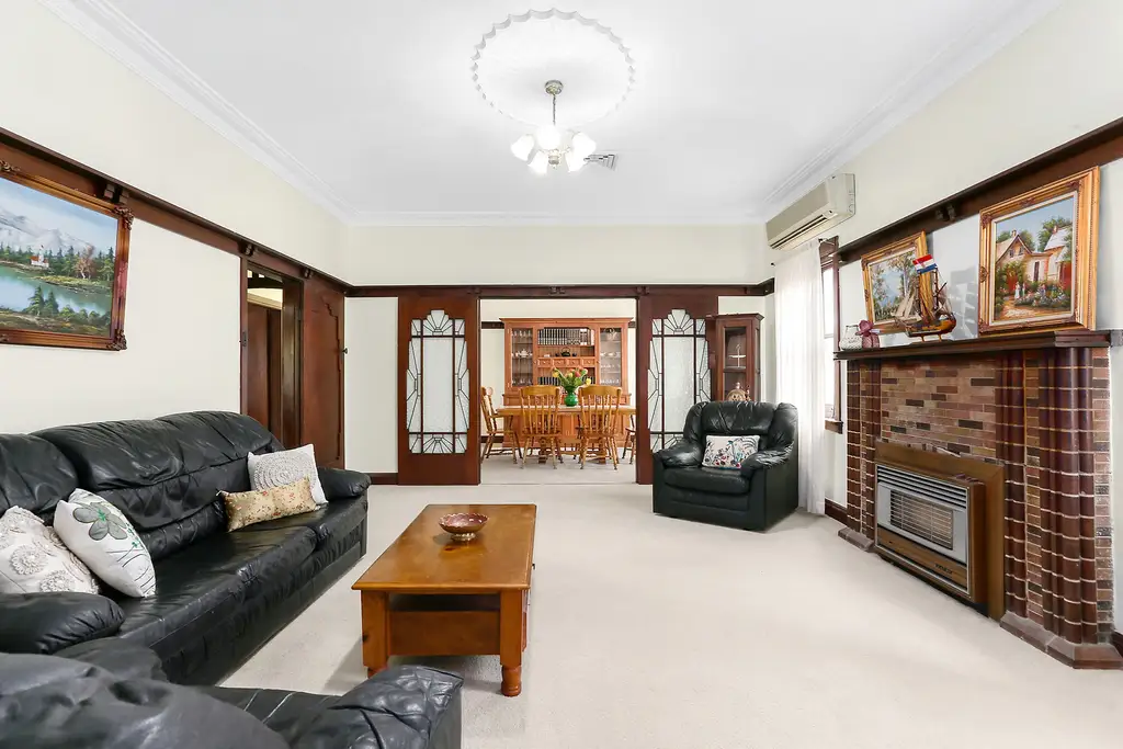 2 Hydebrae Street, Strathfield, Strathfield - Thumbnail 3