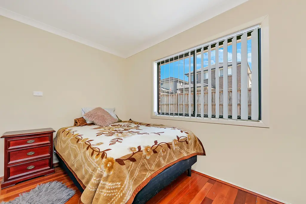 31 Burringoa Crescent, Colebee, Colebee - Thumbnail 6