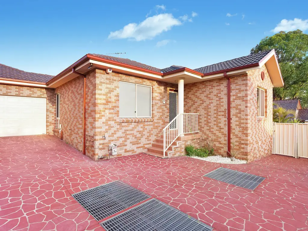 4/14 Jensen Street, Condell Park, Condell Park - Image 1