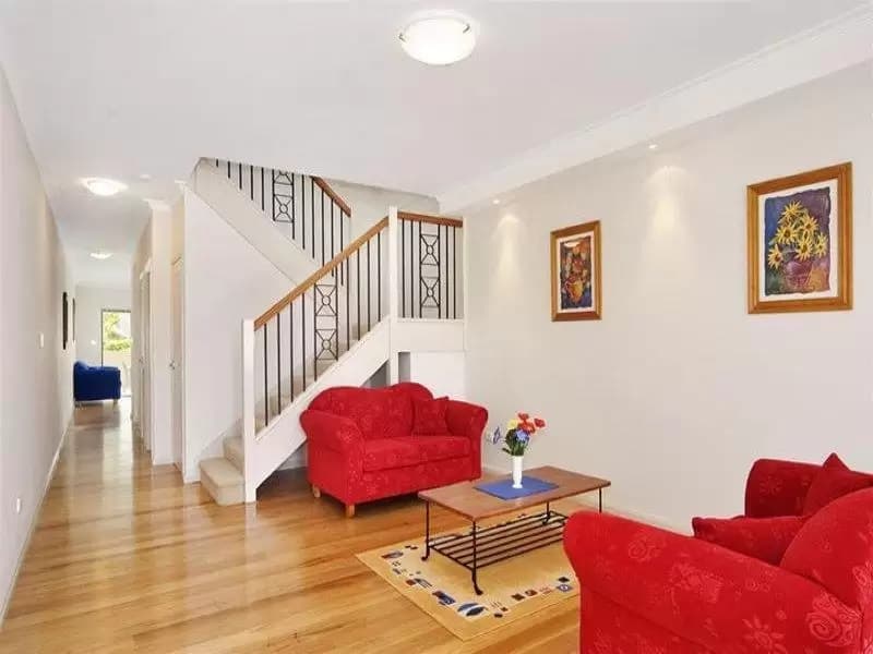 9A Mawson Parade, Chifley, Chifley - Thumbnail 3