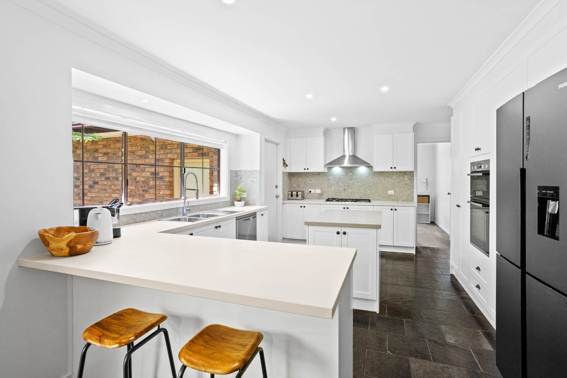 72 Gomms Road, SOMERVILLE, Somerville - Thumbnail 2