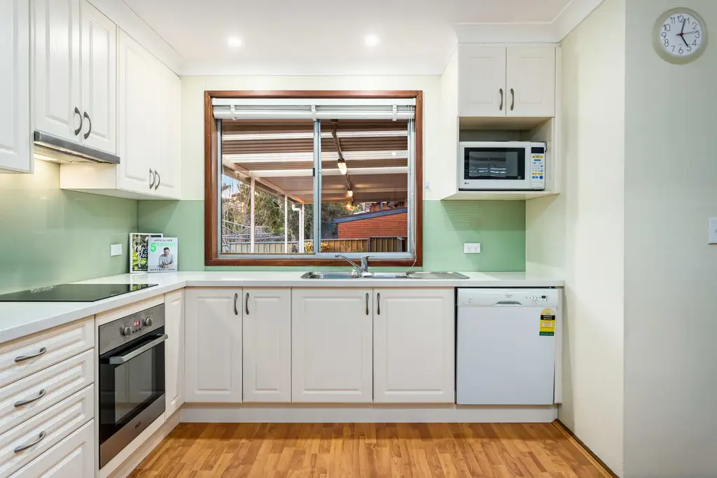 39 Sturt Avenue, Georges Hall, Georges Hall - Thumbnail 3