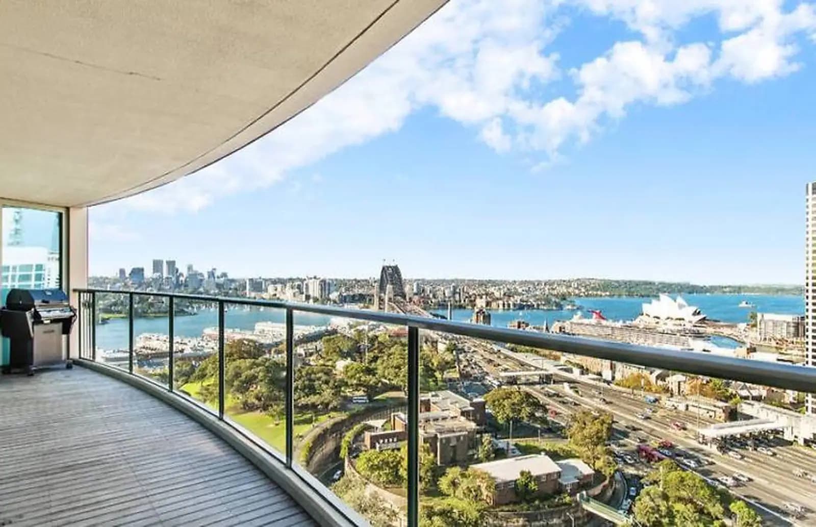 2503/127 Kent Street, Sydney, Sydney - Thumbnail 3