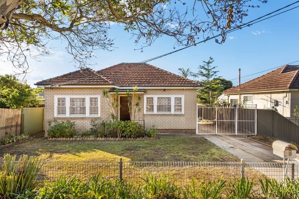 8 Birdsall Avenue, Condell Park, Condell Park - Thumbnail 2