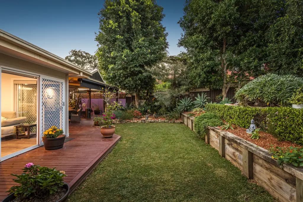 7 Anembo Avenue, Georges Hall, Georges Hall - Thumbnail 4