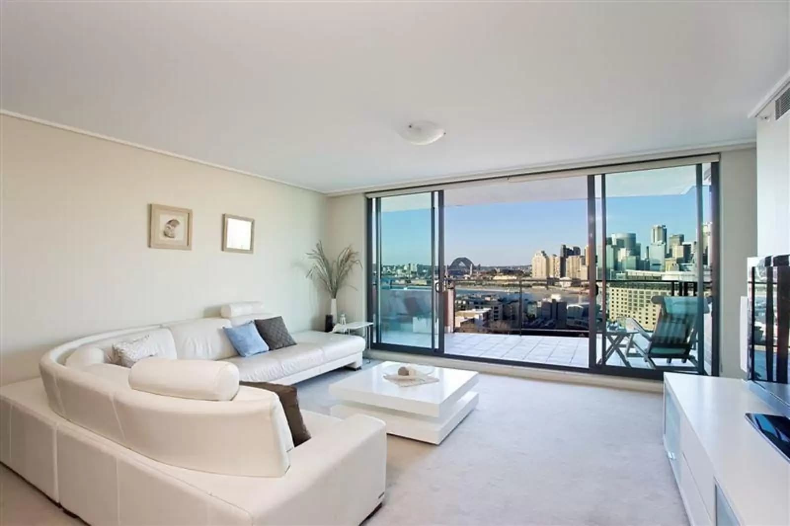 1402/21 Cadigal Avenue 'McCafferys Tower', Pyrmont, Pyrmont - Thumbnail 4