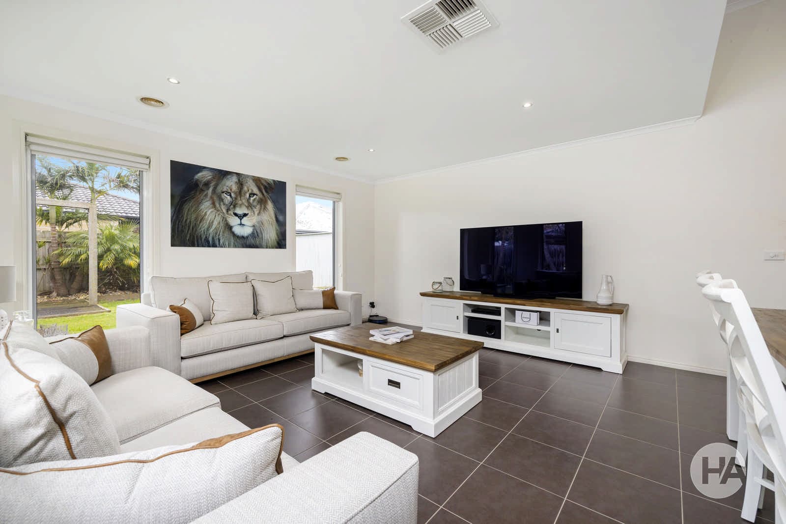 5 Banksia Crescent, TYABB, Tyabb - Thumbnail 5
