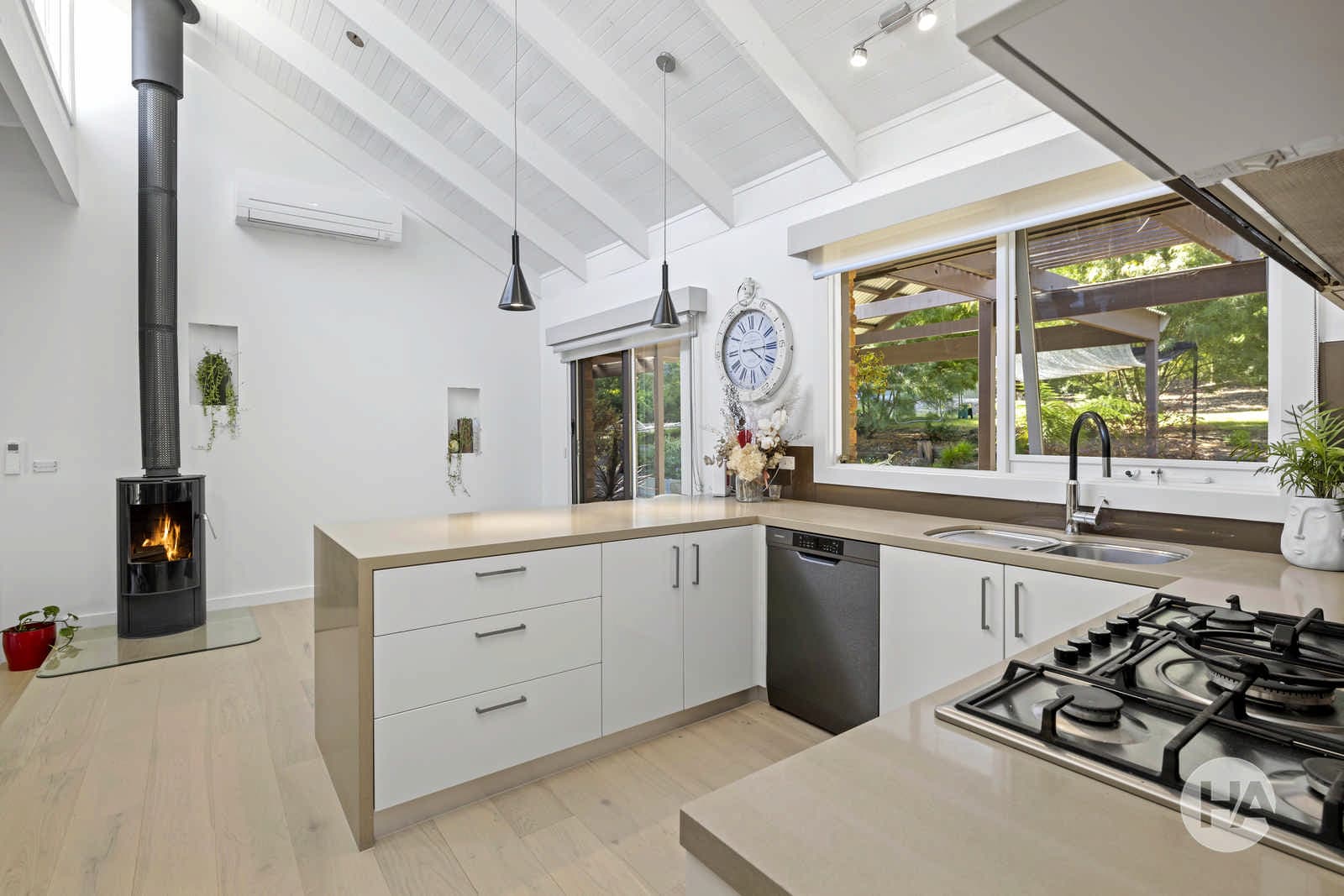 23 Mclaurin Drive, TYABB, Tyabb - Thumbnail 2