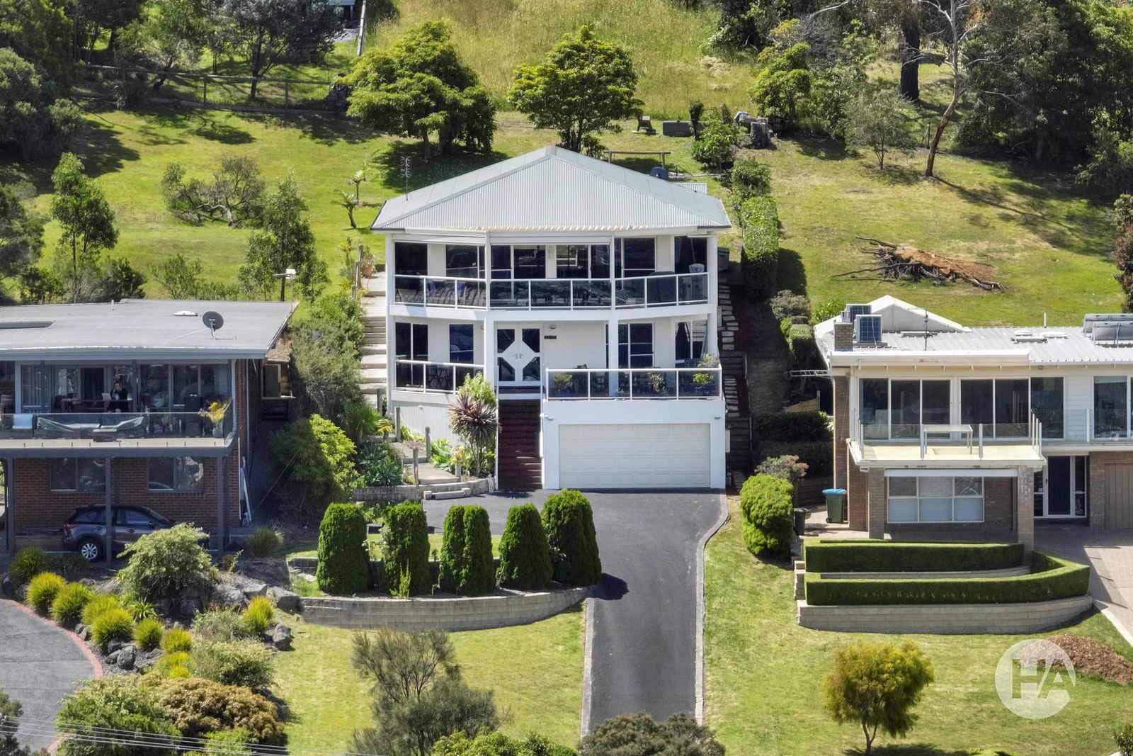 77 Grandview Terrace, MOUNT MARTHA, Mount Martha - Thumbnail 2