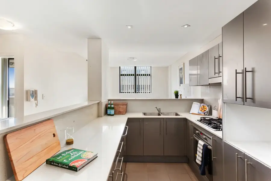 4124/10 Porter Street, Ryde, Ryde - Thumbnail 4