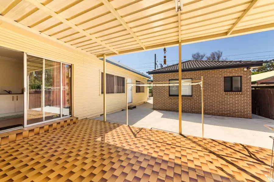 89 Heighway Avenue, Croydon, Croydon - Thumbnail 3