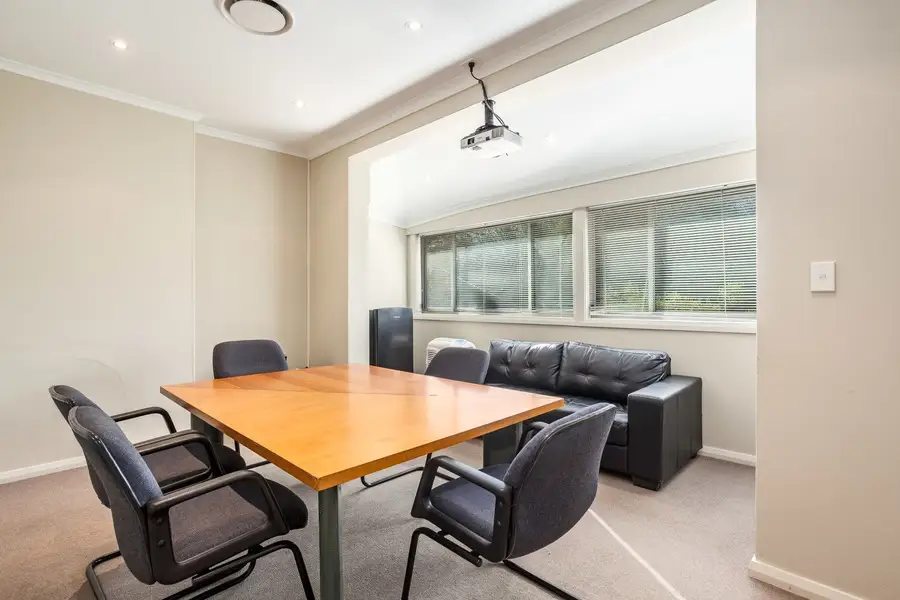 12 Carlton Crescent, Summer Hill, Summer Hill - Thumbnail 3
