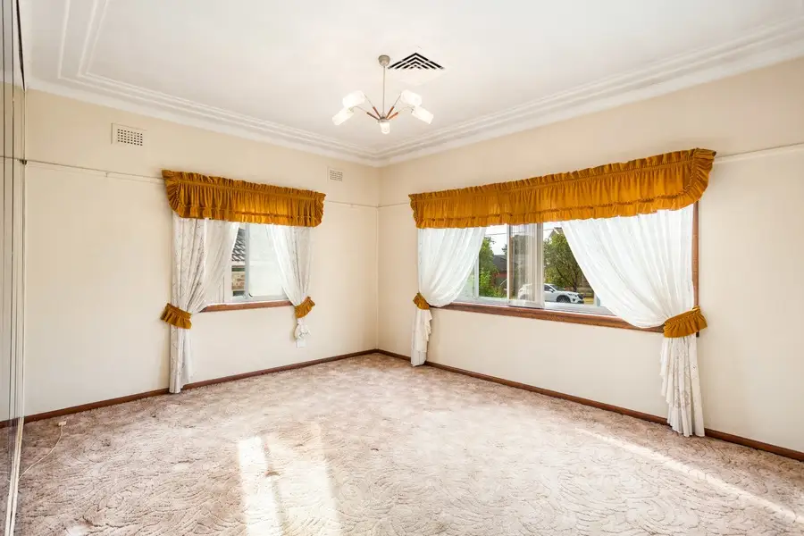 86 Vega Street, Revesby, Revesby - Thumbnail 6