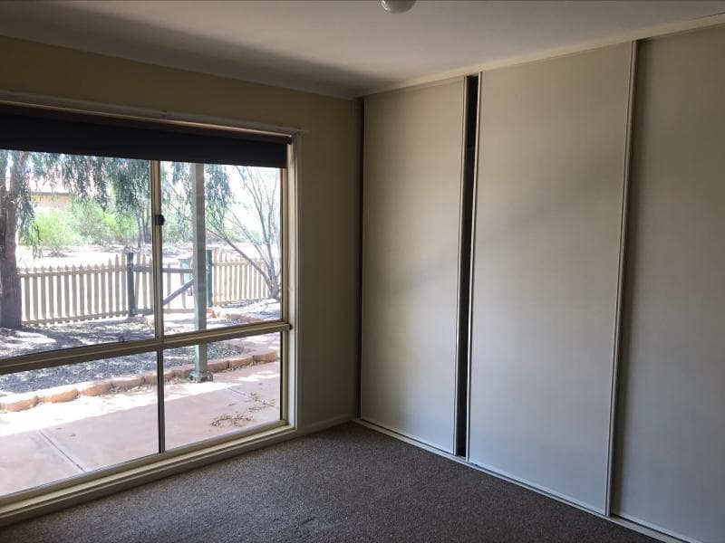 20 SANTALUM WAY
ROXBY DOWNS SA 5725, Roxby Downs - Thumbnail 3