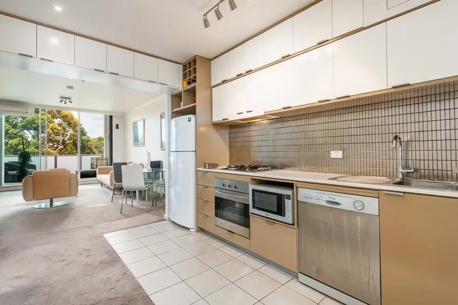 303/8-12 Station Street, Homebush, Homebush - Thumbnail 2