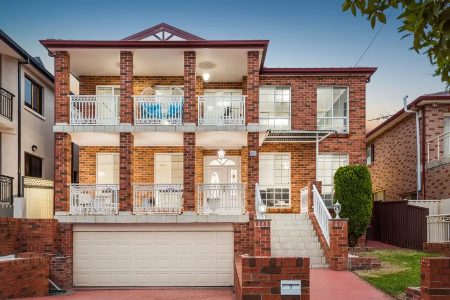 7 Highview Avenue, Greenacre, Greenacre - Image 1