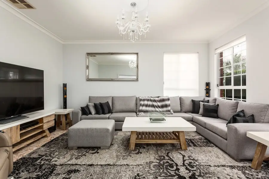 7 Highview Avenue, Greenacre, Greenacre - Thumbnail 4