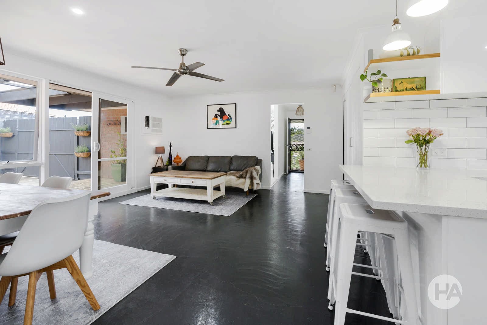 77 Clarendon Drive, SOMERVILLE, Somerville - Thumbnail 4