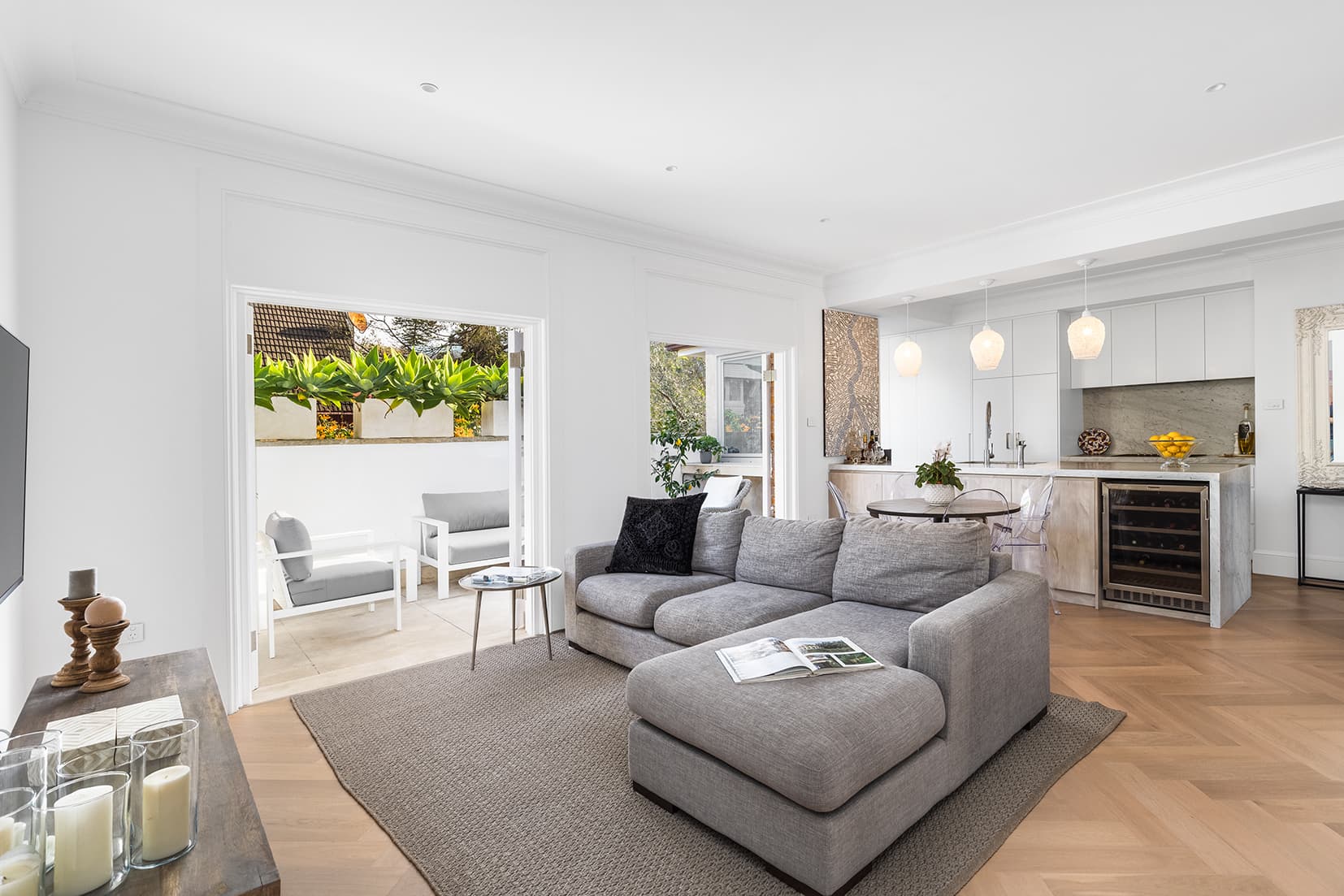 8/2a Trelawney Street, Woollahra, Woollahra - Image 1