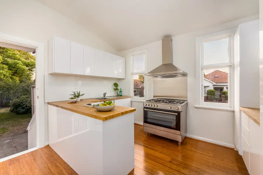 64 Elizabeth Street, Ashfield, Ashfield - Thumbnail 6