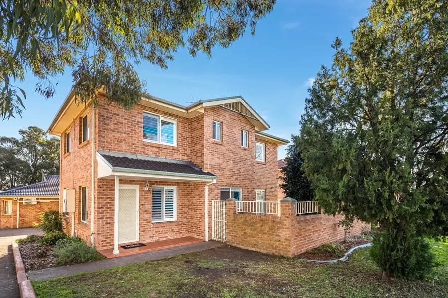 1/18 Strickland Street, Bass Hill, Bass Hill - Image 1
