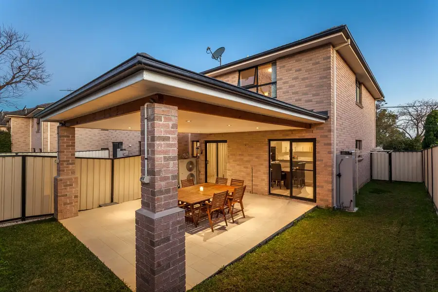 4/54 Yanderra Street, Condell Park, Condell Park - Image 1