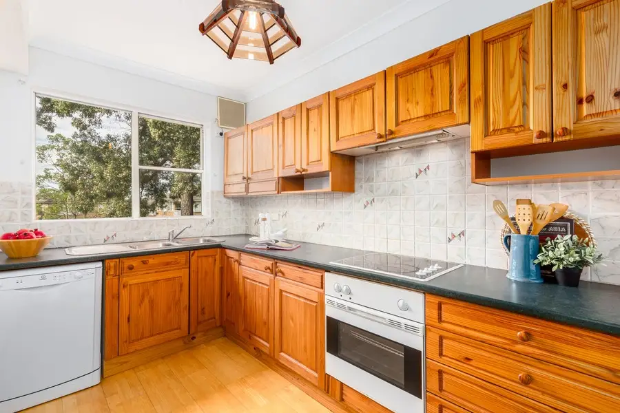 14/6-8 Gower Street, Summer Hill, Summer Hill - Thumbnail 5