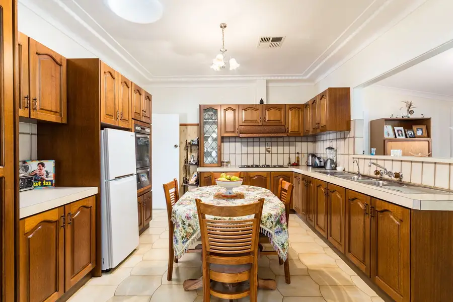 16 Augusta Street, Condell Park, Condell Park - Thumbnail 3
