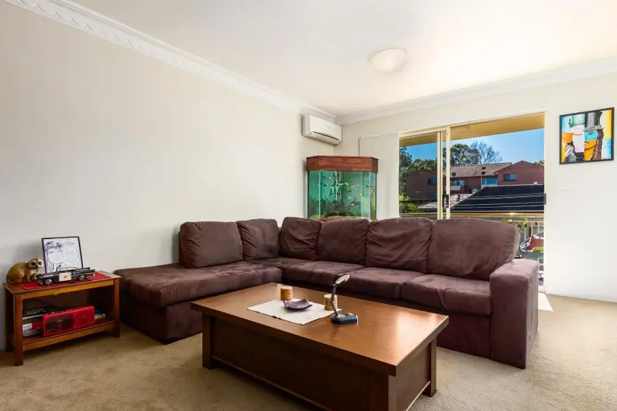 6/6 Grosvenor Street, Croydon, Croydon - Thumbnail 2