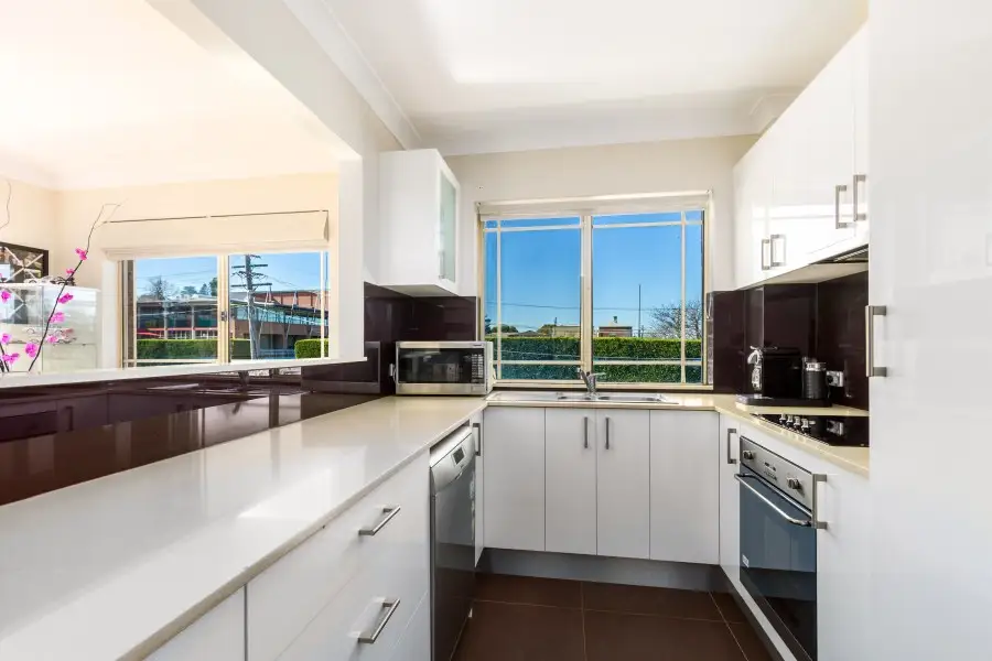 6/6 Grosvenor Street, Croydon, Croydon - Thumbnail 4