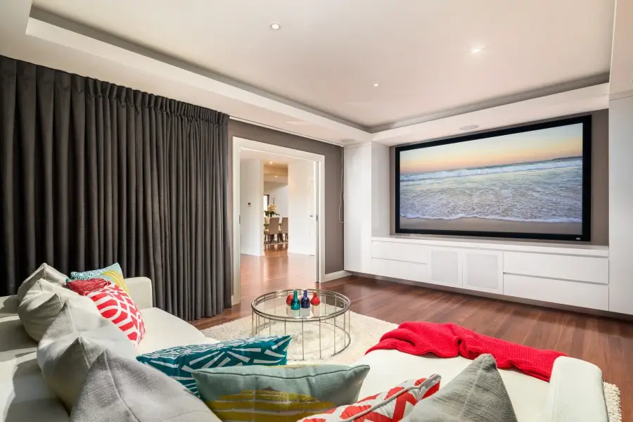 53 Birdwood Road, Georges Hall, Georges Hall - Thumbnail 3