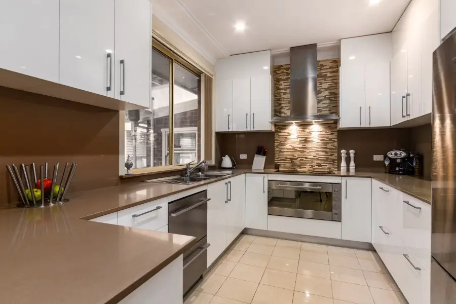 2 Collins Crescent, Yagoona, Yagoona - Thumbnail 3