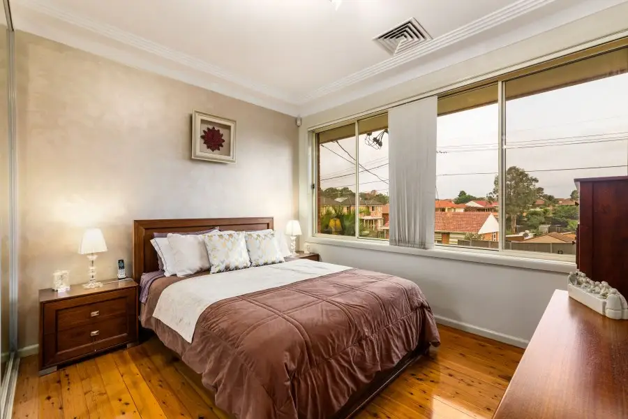 2 Collins Crescent, Yagoona, Yagoona - Thumbnail 6