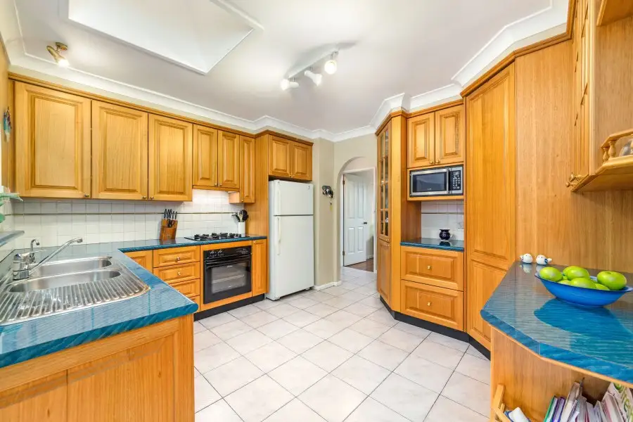 61 Jacaranda Drive, Georges Hall, Georges Hall - Thumbnail 4