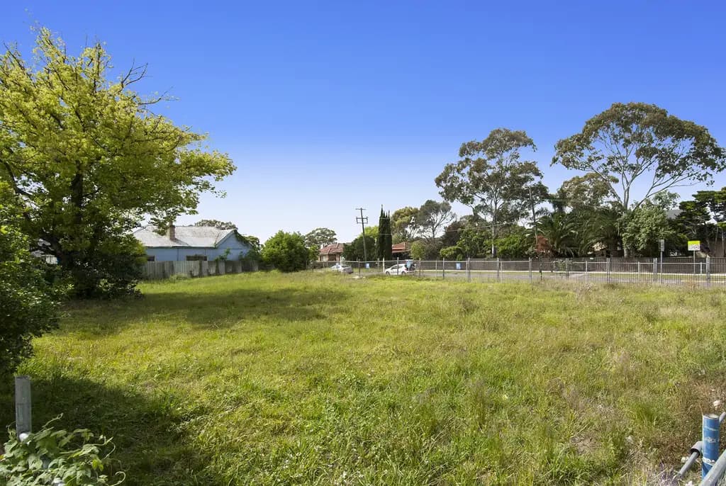 297-299 Woodville Road, Guildford, Guildford - Thumbnail 2