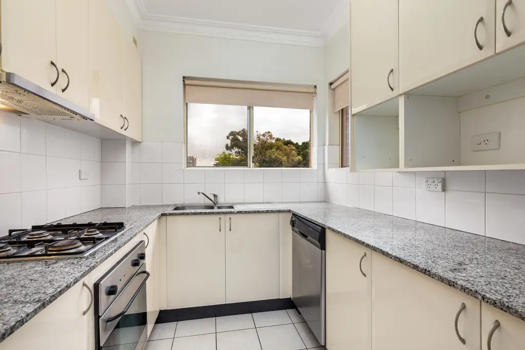 16/12 Everton Road, Strathfield, Strathfield - Thumbnail 3