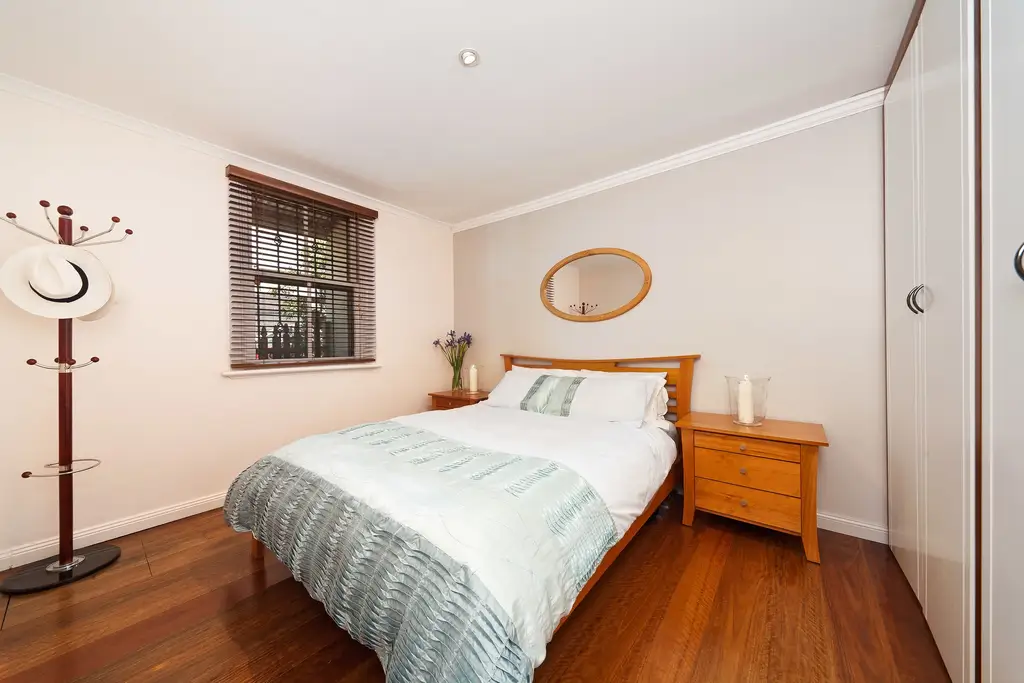 30 Iredale Street, Newtown, Newtown - Thumbnail 6